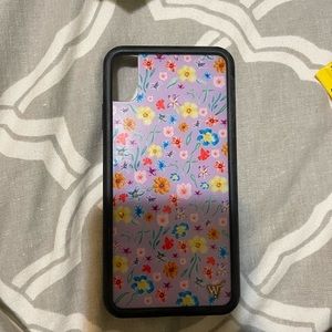 Wildflower cases! for Iphone xs max. no wear or tear or scratches !